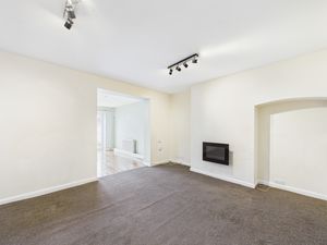 Family room- click for photo gallery